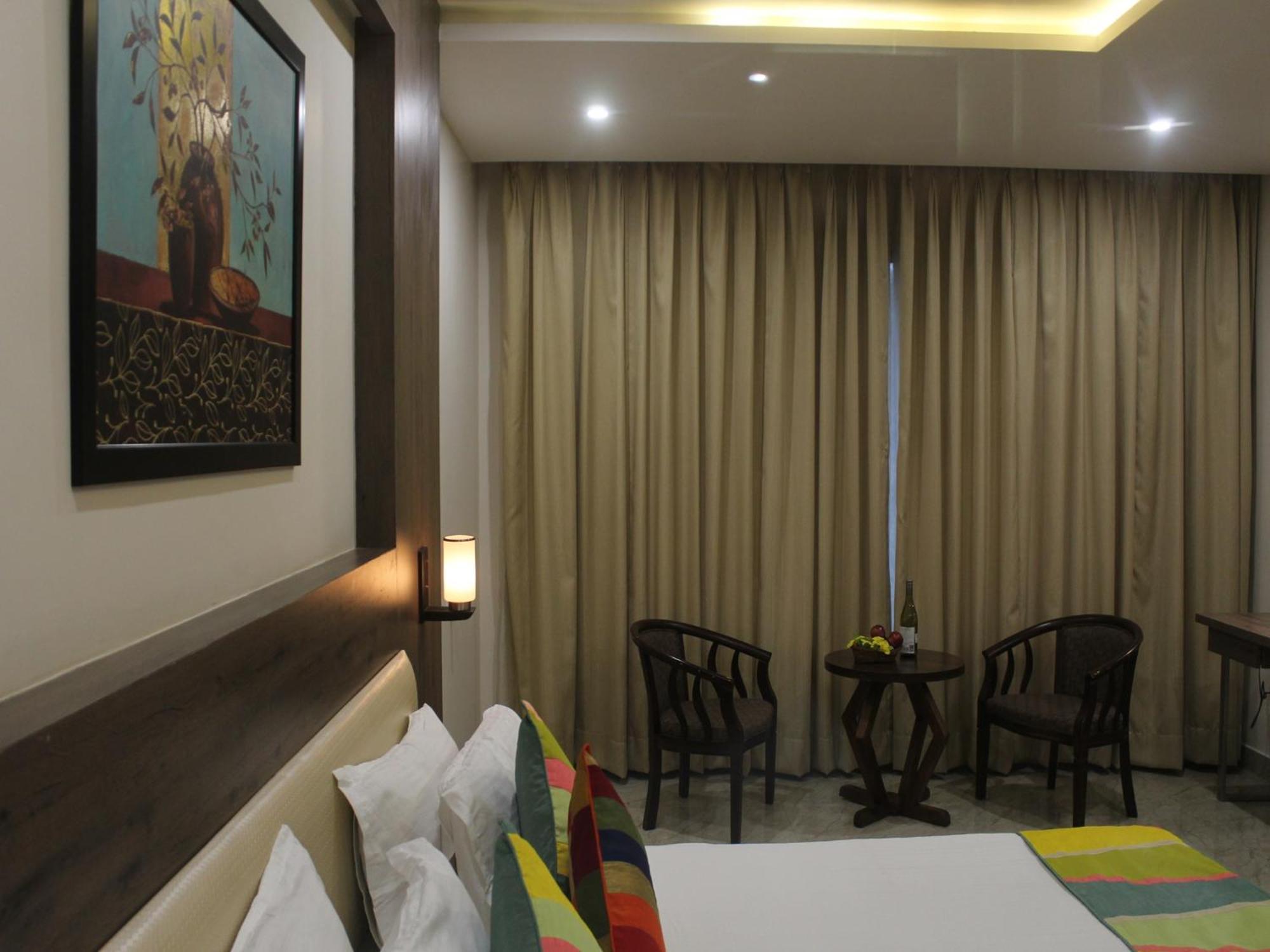 Seven Sky Clarks Exotica Hotel Bhuj Buitenkant foto