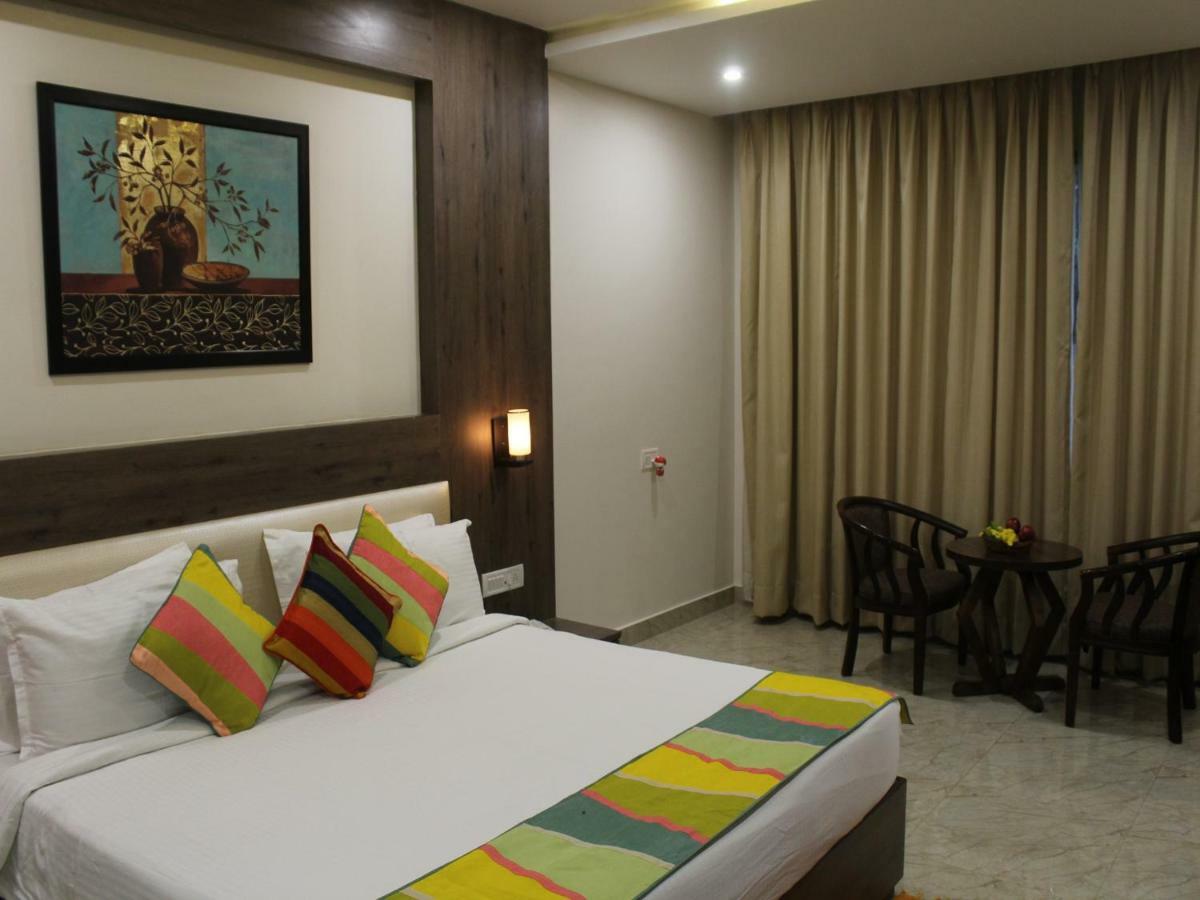 Seven Sky Clarks Exotica Hotel Bhuj Buitenkant foto